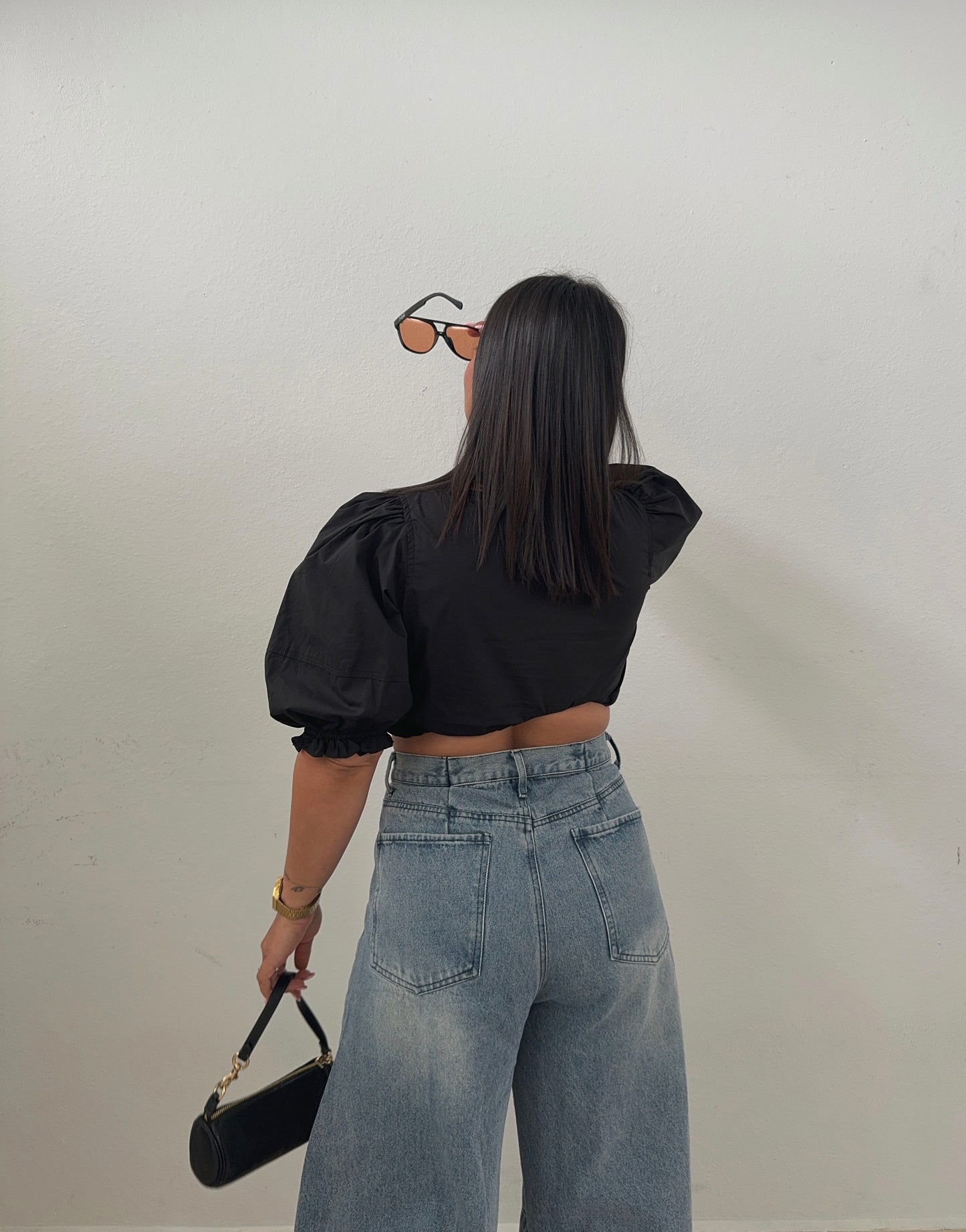 Black Balloon Crop Top