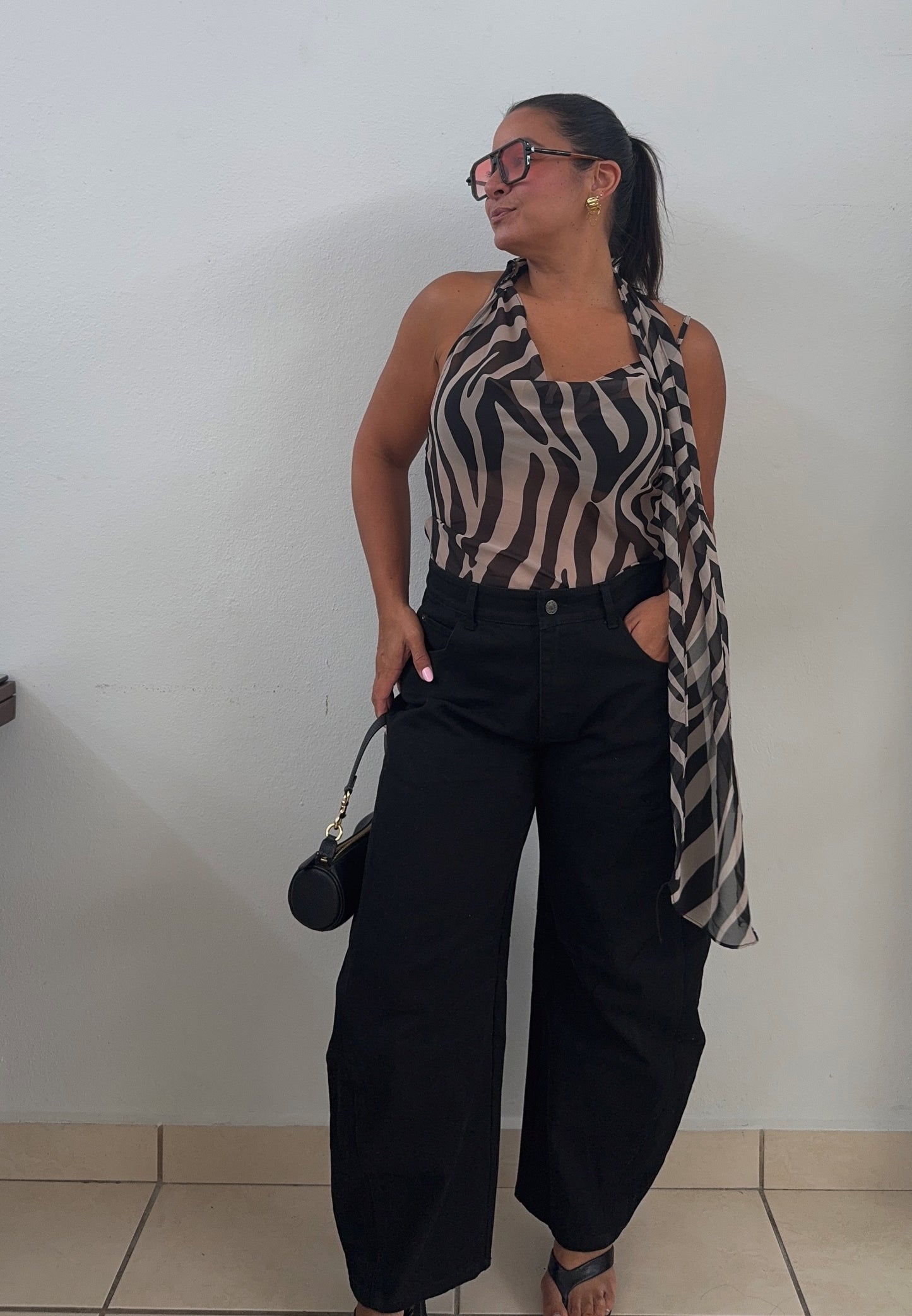 Gina Black Barrel Jeans
