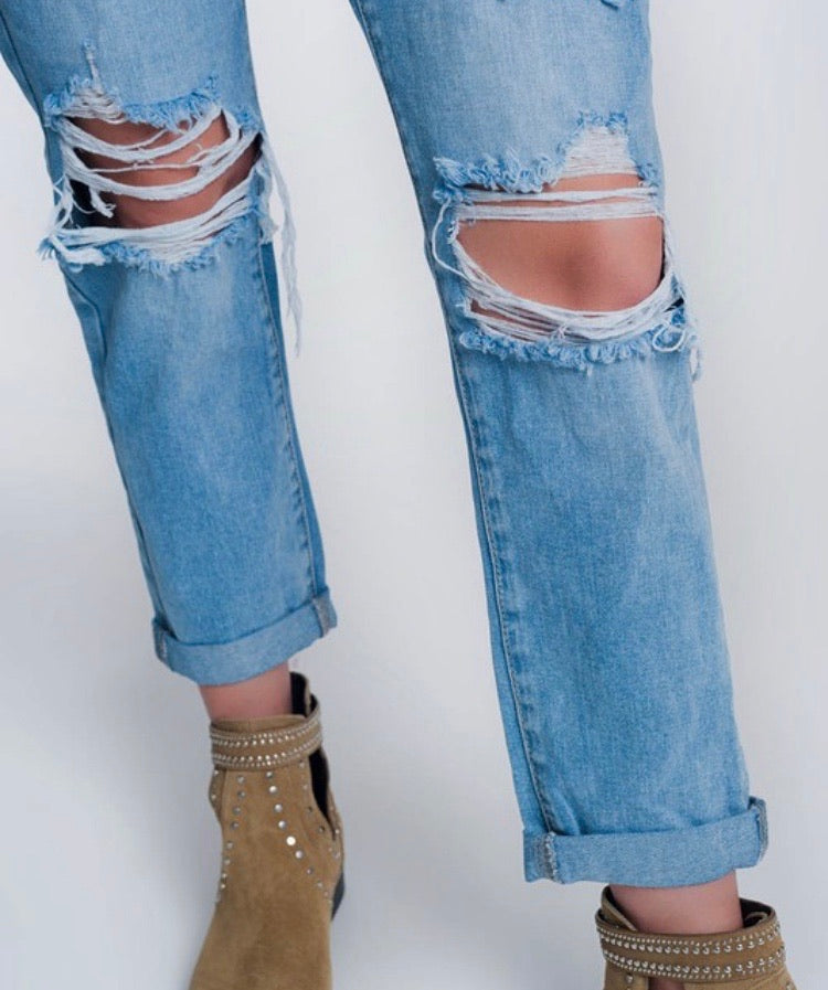 HW Ripped Mom Jeans