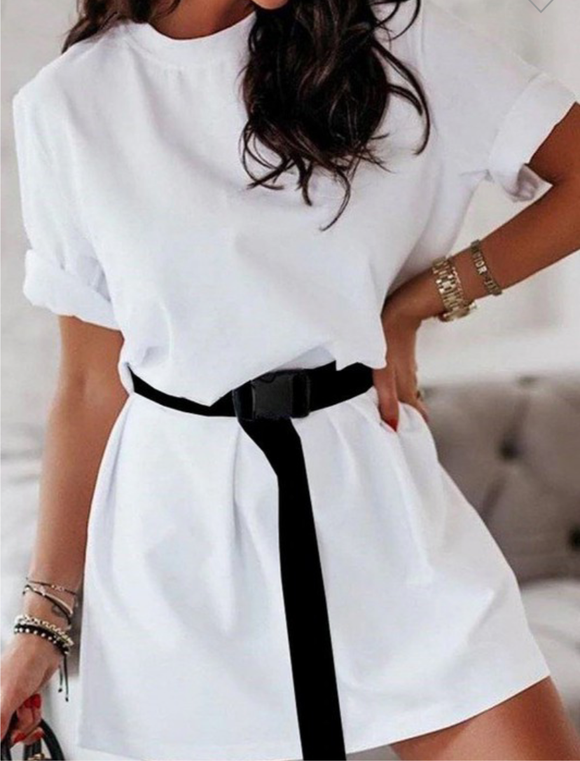 White T-Shirt Dress w Belt, oversized